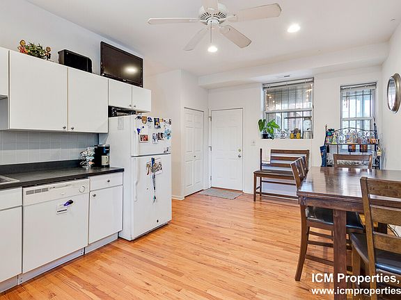 3rd image of 2015 W Cortez St #1