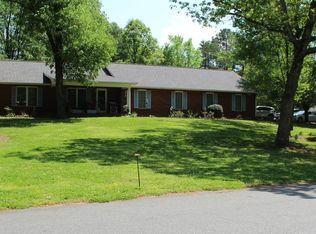 8019 Westbourne Dr, Charlotte, NC 28216