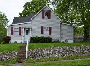 308 W Water St, Paoli, IN 47454