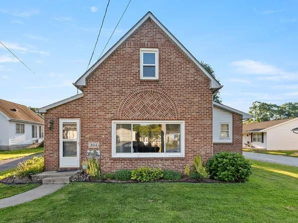 255 S Liberty St, Russiaville, IN 46979