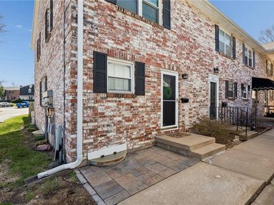 8363 Woodward St, Overland Park, KS, 66212