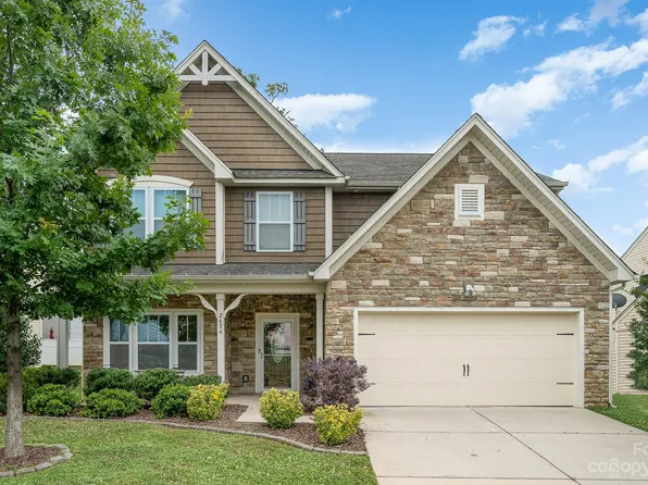 2606 Impatien Dr, Charlotte, NC 28215