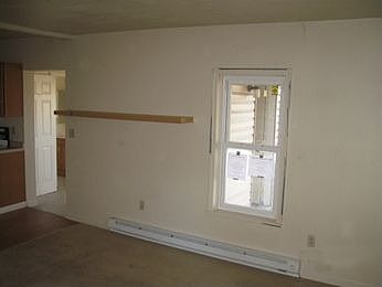 2nd image of 210 Gowern St