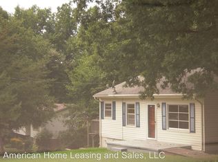 1005 S Wooded Ave, Winston Salem, NC 27105