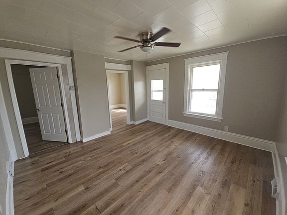 5th image of 333 S Gardiner Ave #Ave2