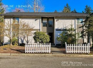 6106 NE 192nd Pl APT 4, Kenmore, WA