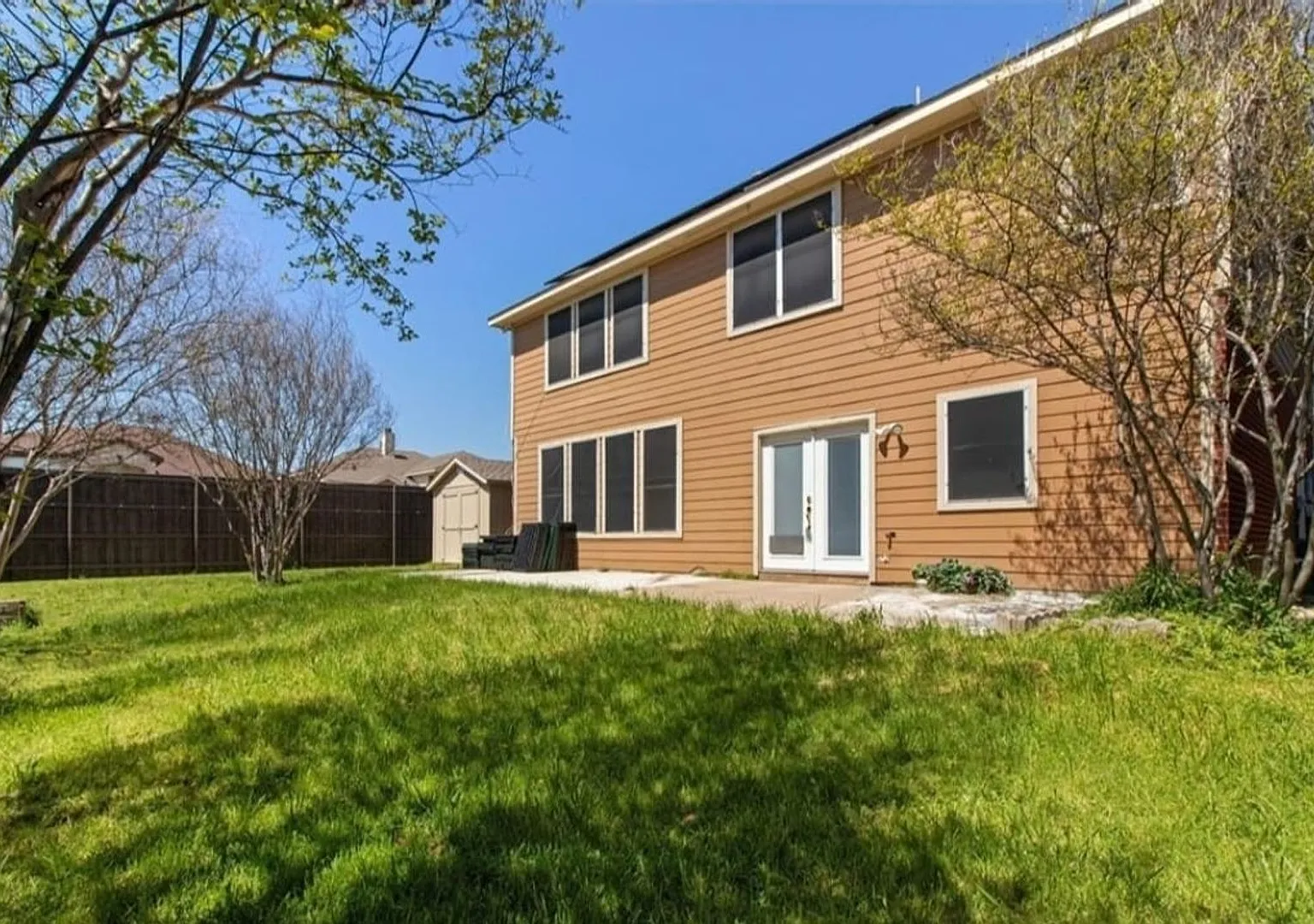 Spacious 4BR House in Arlington — Photo 3