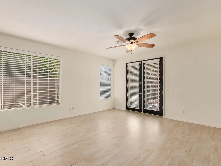 3441 E Bruce Ave — Photo 12