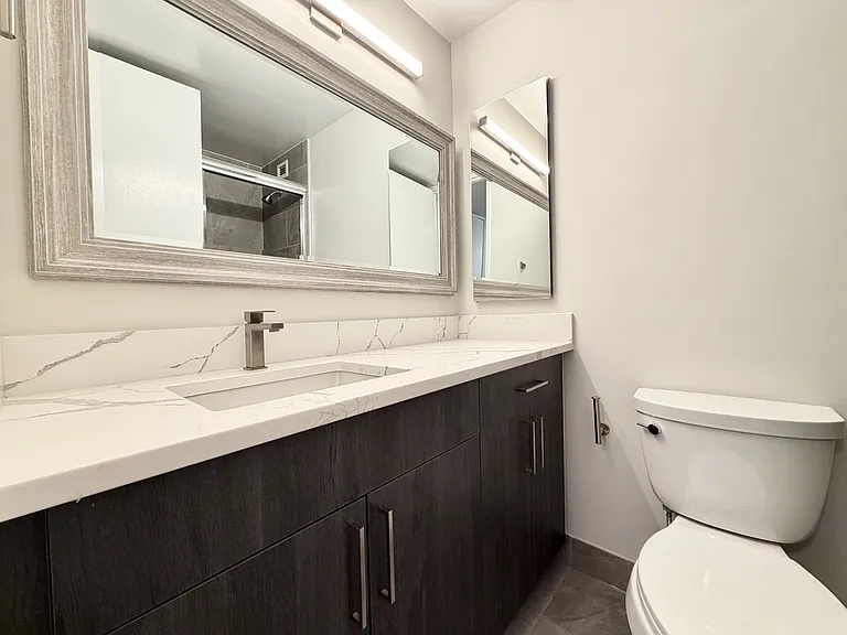 1030 N State St #K21 — Photo 18
