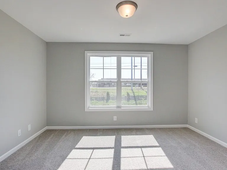 818 Limestone Way — Photo 25