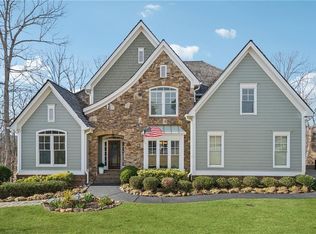 45 Fieldstone Ct E, Dawsonville, GA 30534