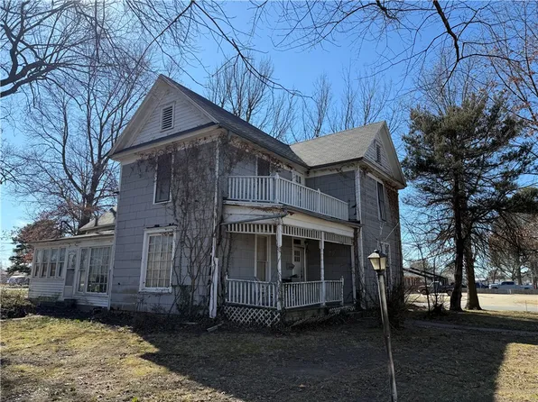 1713 W Huntsville Ave, Springdale, AR 72762