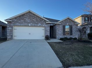 2709 Ryder Ln, Aubrey, TX 76227