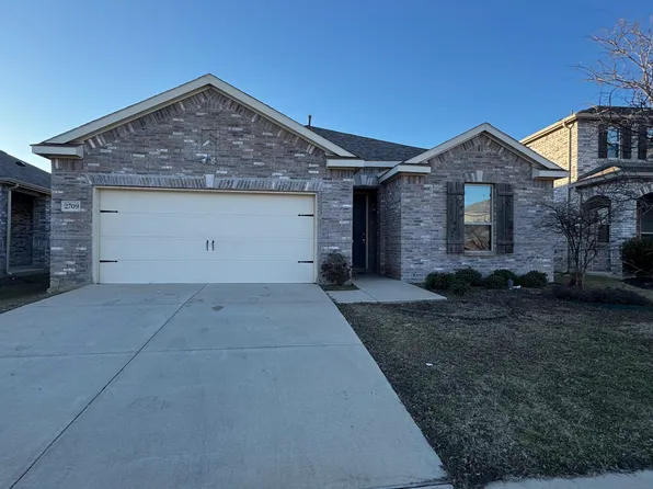 2709 Ryder Ln, Aubrey, TX 76227