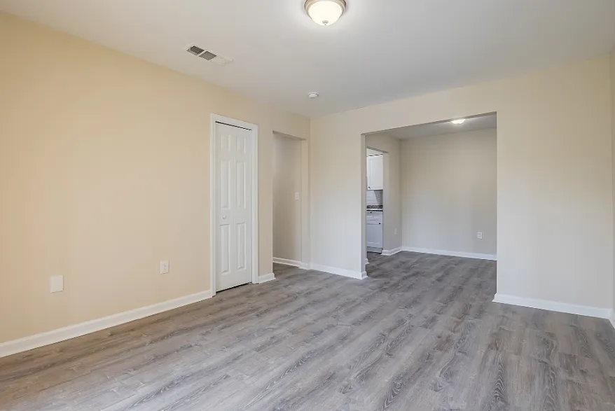 Conley Square Apartments — Photo 3