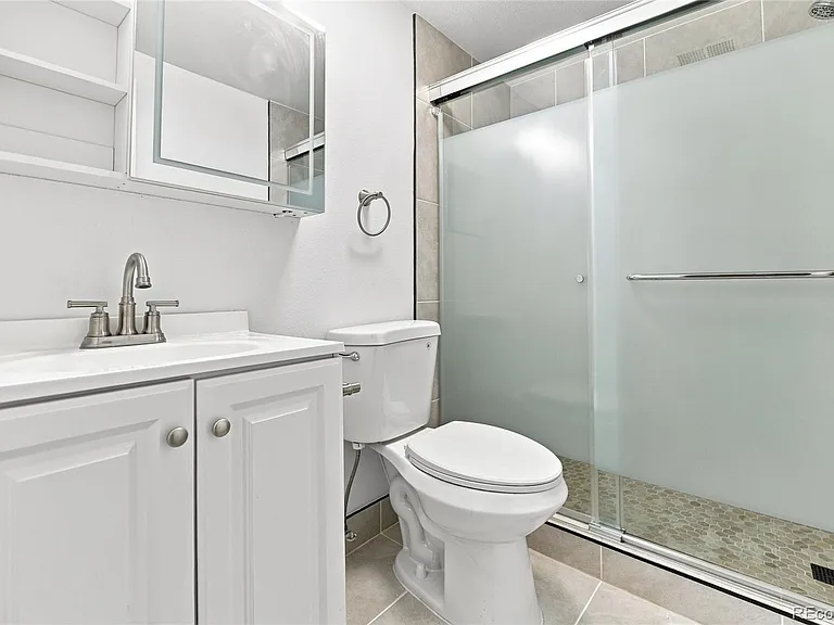1612 Cottonwood Dr #13W — Photo 5