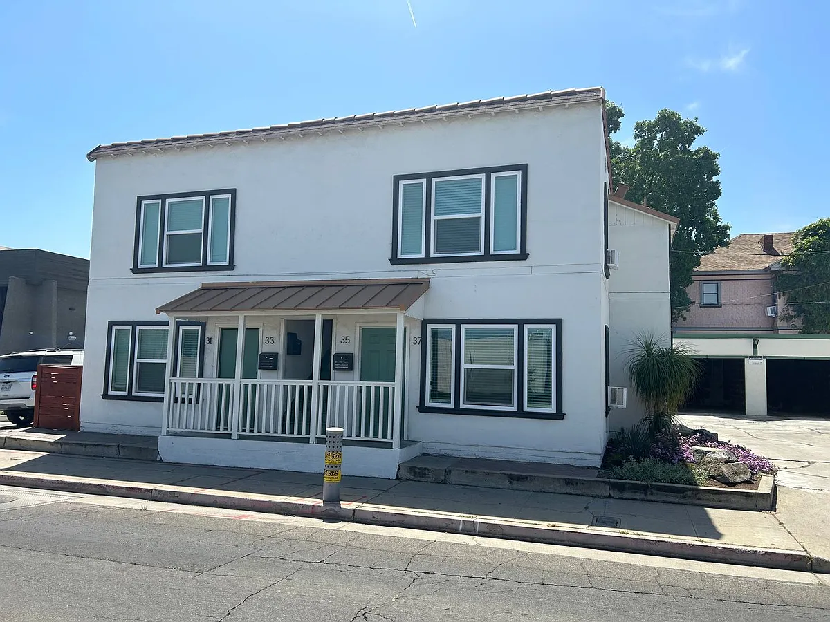 Building Photo - 31 W Morton Ave