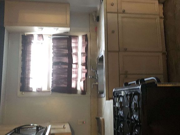4th image of 8808 Avenue
