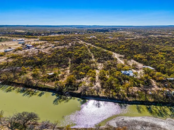 12056 Spring Creek Ln, San Angelo, TX 76904