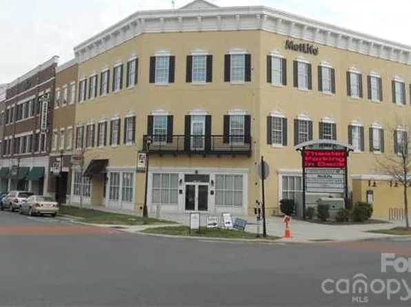 2034 Ayrsley Town Blvd Unit B, Charlotte, NC 28273