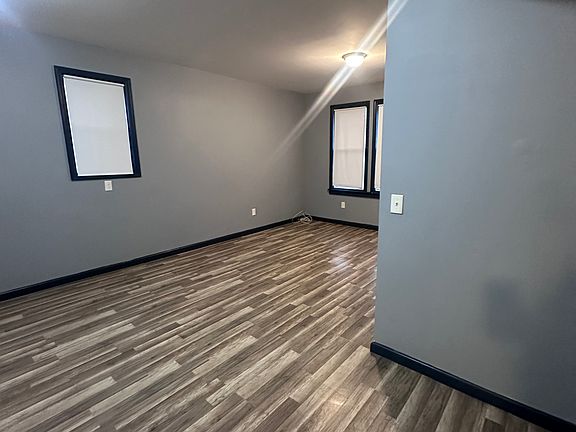 3rd image of 60 Telford St #1R