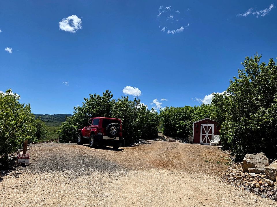 1st image of 1136 N Trapper Loop