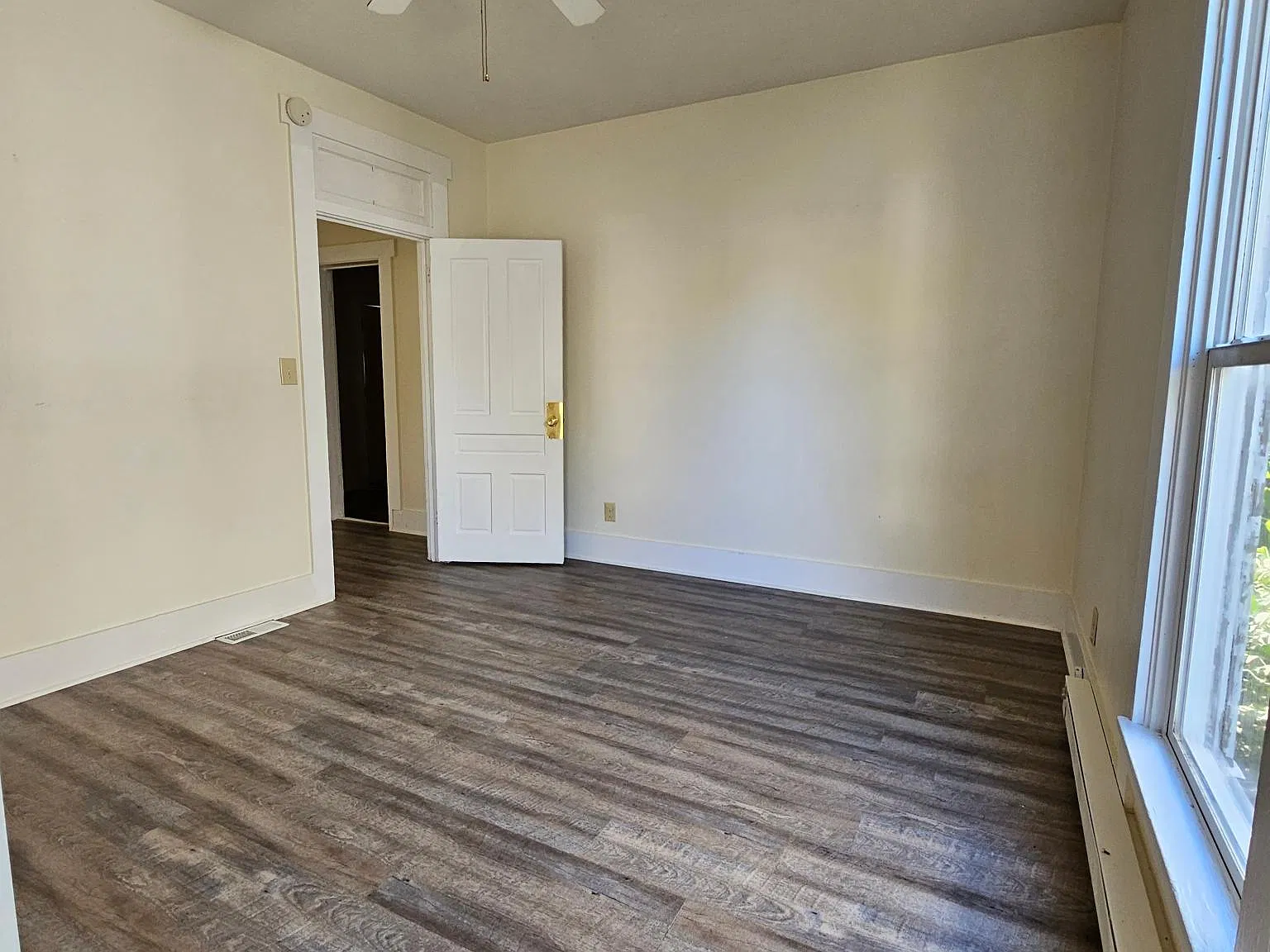 2 bed, $795 — Photo 1