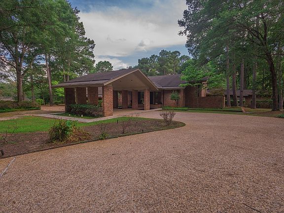 2nd image of 2517 Glen Hollow Dr