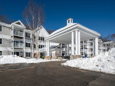 265 Edward J Roy Drive #325, Manchester, NH, 03104