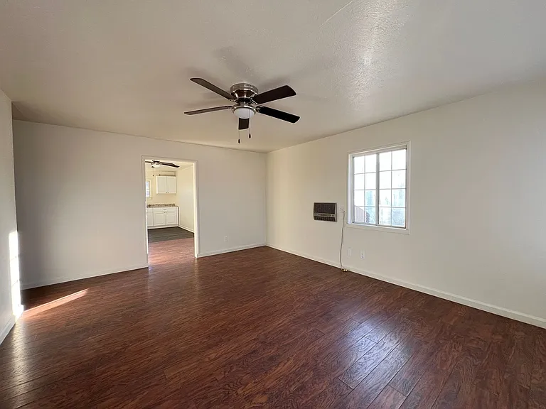 1400 Nancy St — Photo 3
