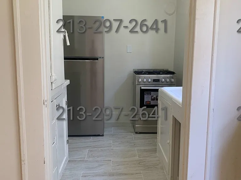 2918 Leeward Ave #105 — Photo 2