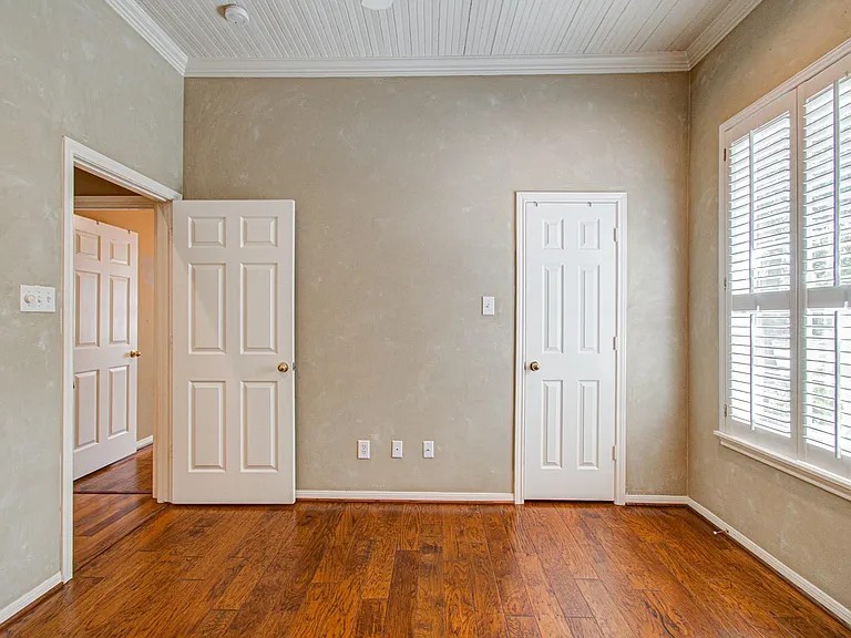 22539 Bristolwood Ct — Photo 19