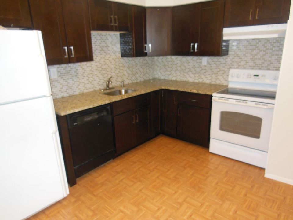 1st image of 20910 23rd Ave APT 2