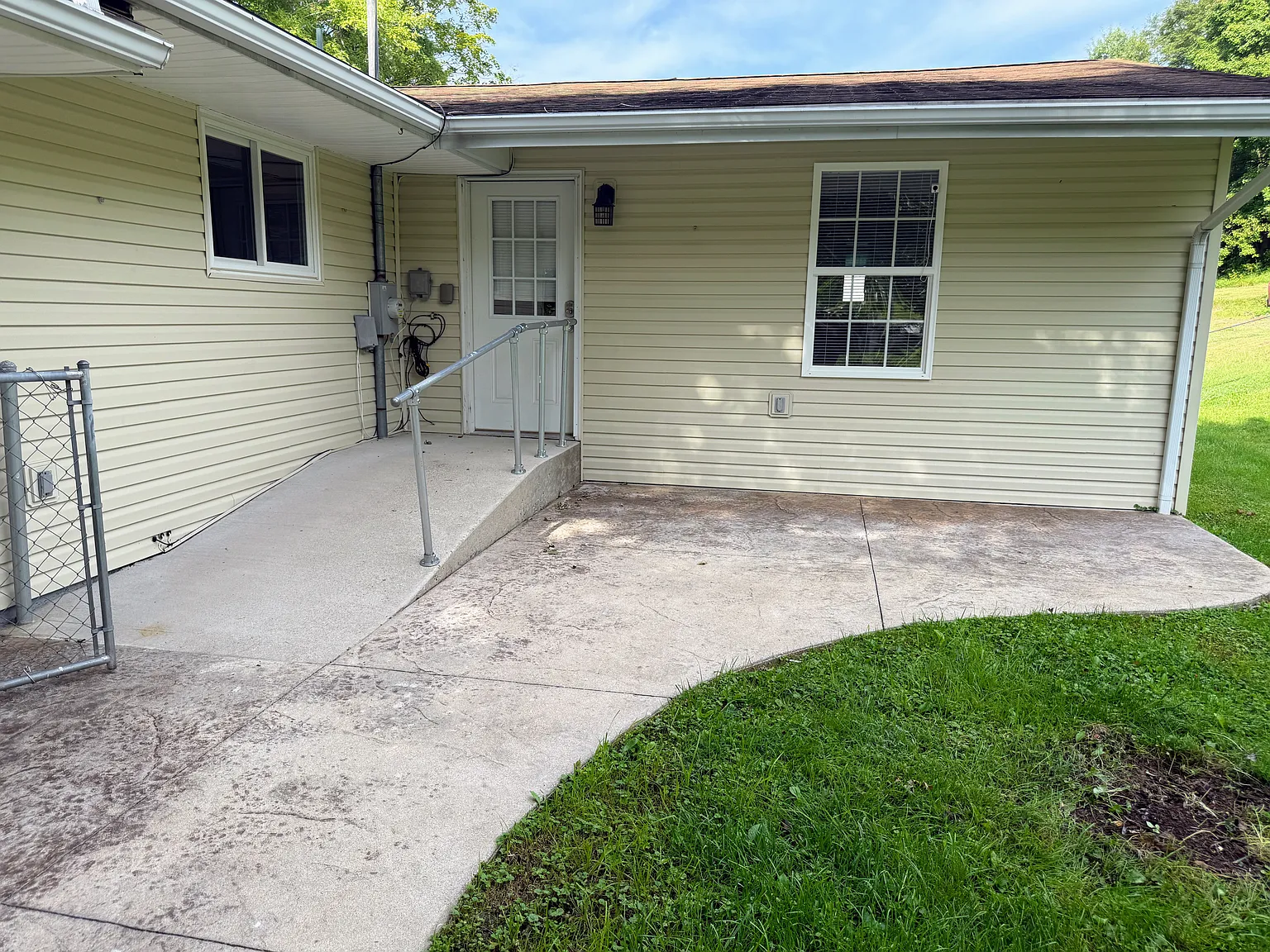 828 Dry Creek Rd — Photo 4