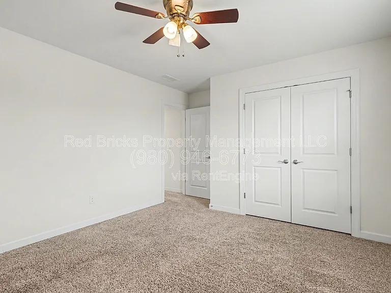 11144 Comiskey Ln — Photo 24