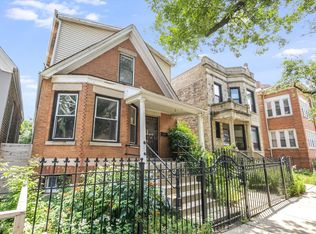 2511 N Sacramento Ave, Chicago, IL 60647
