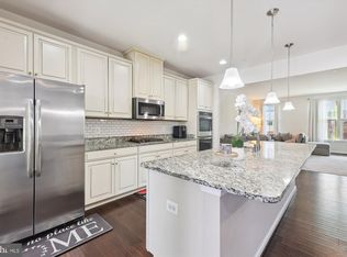 10173 Dorsey Ln, Lanham, MD