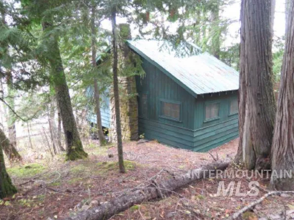 1157 Camp Cudge Rd, Coolin, ID 83821