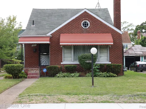 3827 Seneca St, Detroit, MI 48214