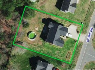 5005 Stone Dr, Conover, NC 28613