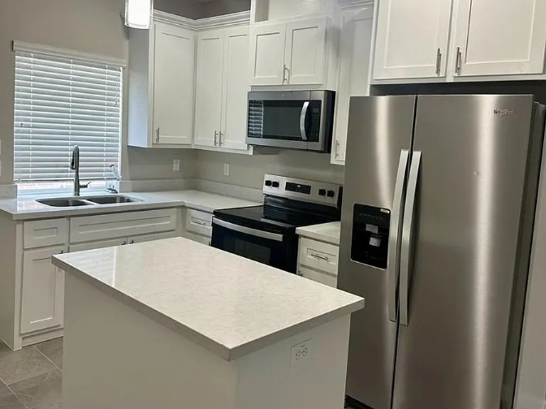 2508 E Israel Ave #1 — Photo 2