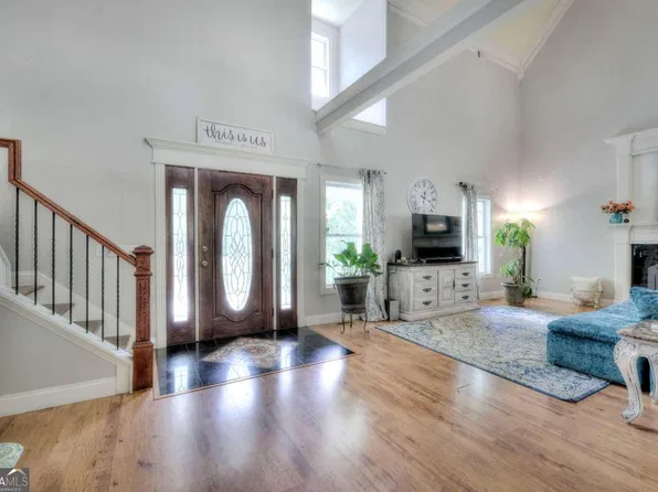 21 Old Mill Rd, Rydal, GA 30171