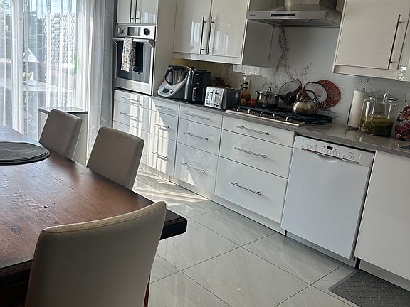 2nd image of 211 Milton Ave #2