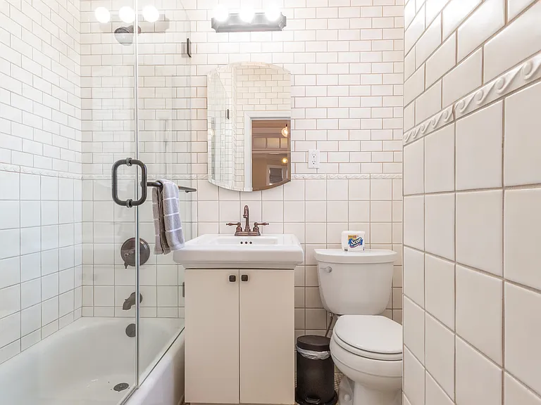 882 Union St #4D — Photo 29