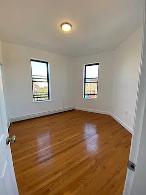 Rented by Voro, LLC | media 17