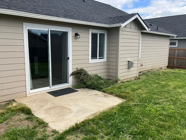 513 SE Fowler St — Photo 23