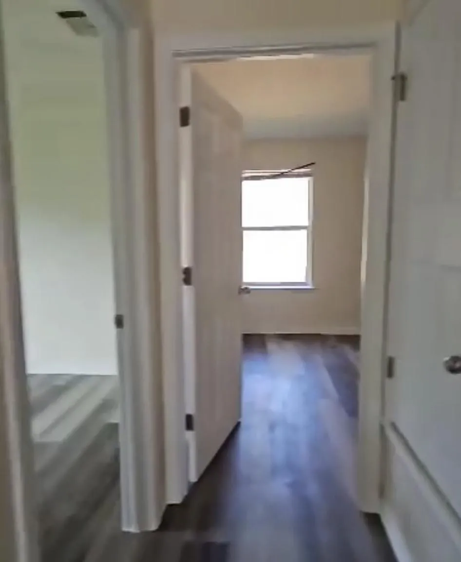 217 Dale Earnhardt Dr — Photo 3