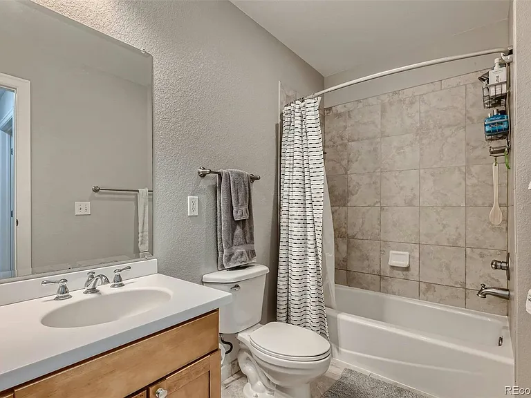 2200 S University Blvd #210 — Photo 8