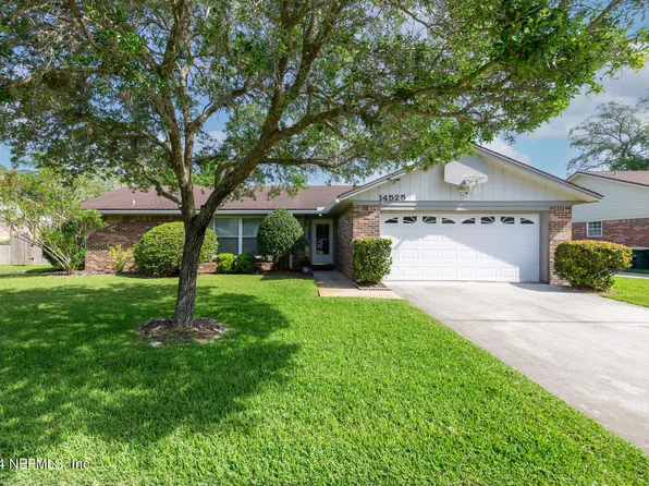 14525 CEDAR ISLAND Road N, Jacksonville, FL 32250