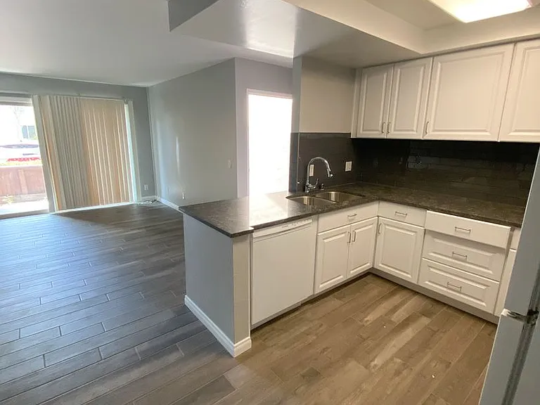 5926 Rancho Mission Rd #85 — Photo 3